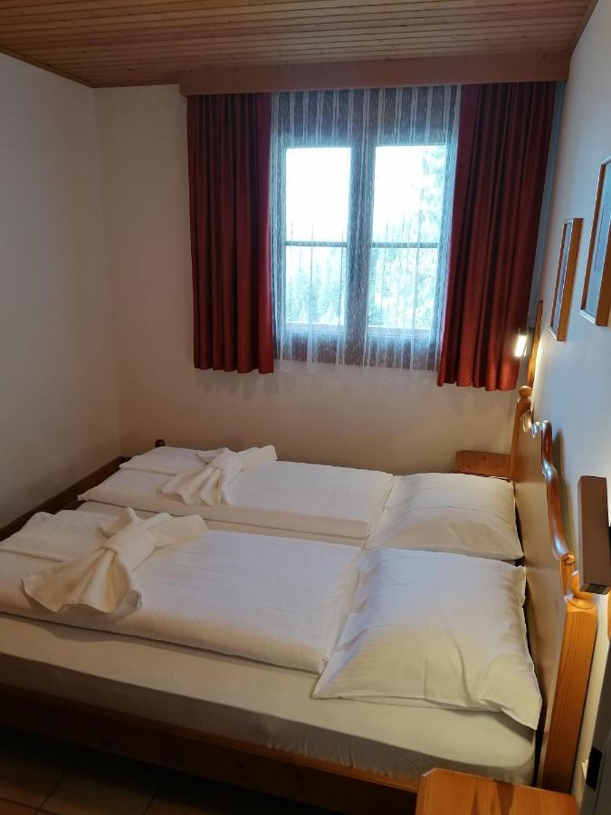 Gerlitzen Ferienappartement Paul Im Ski- Und Wandergebiet, Kanzelhoehe, Ossiacher See Deutschberg Exterior foto